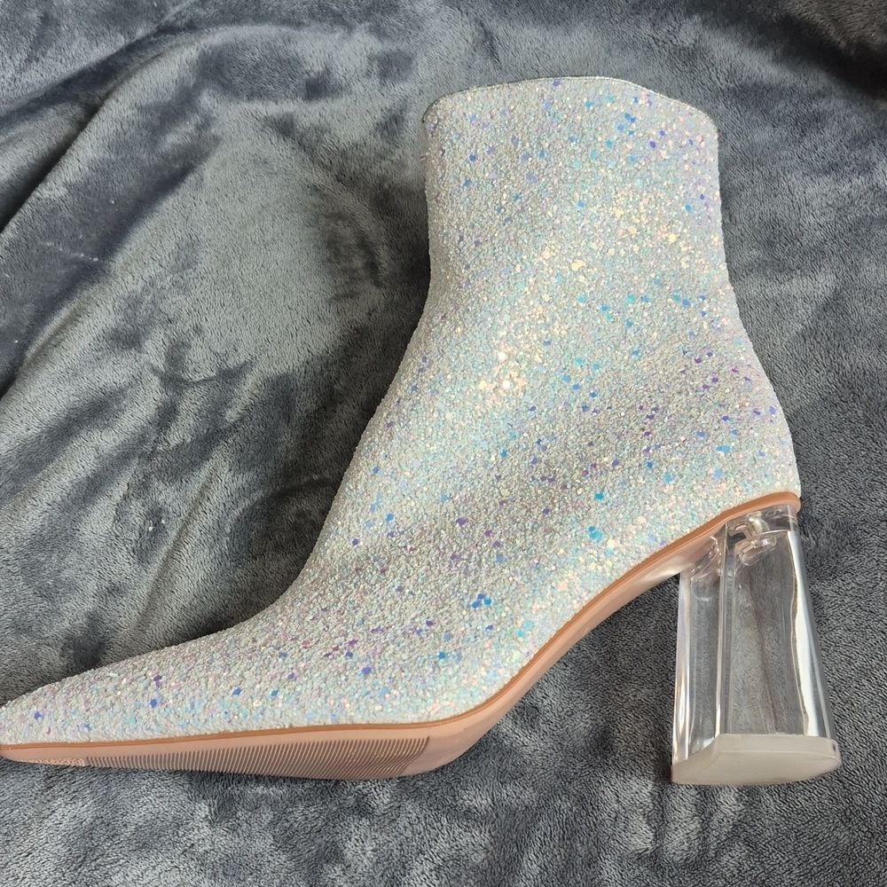 Sparkle Boot Size 8 White Sparkle Clear Heel Bootie - NWOT - Picture 6 of 8